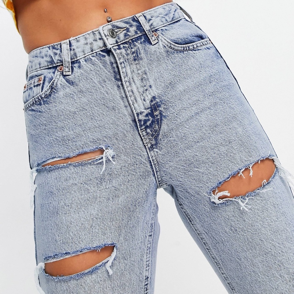 NWT Topshop High Waisted Mom Jean